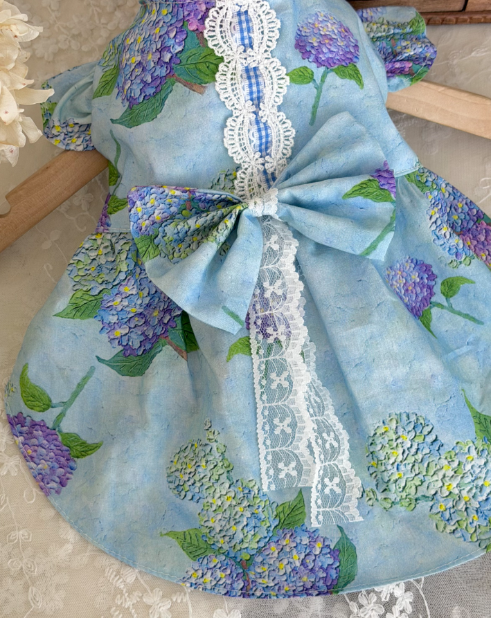 Hydrangea Breeze Pet Top
