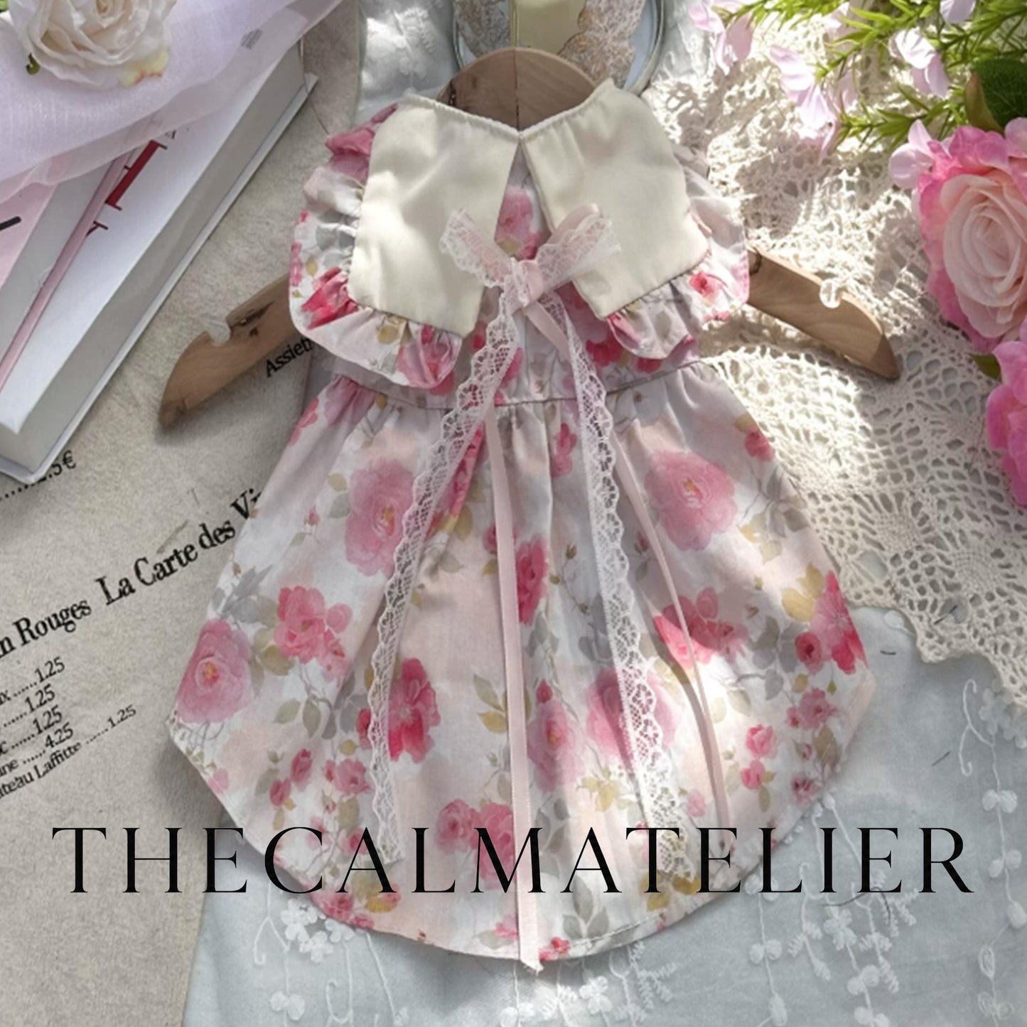 Daisy Collar Pet Dress